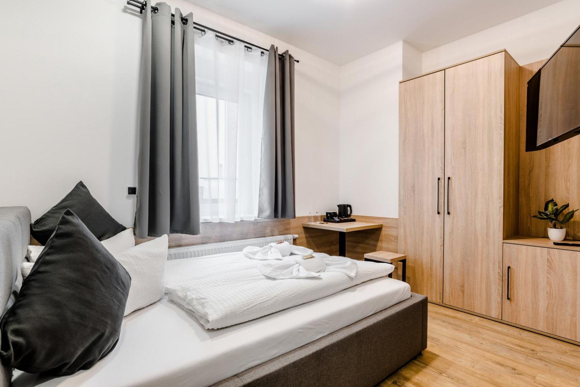 Hotel Montenegro Worms Eksteriør billede
