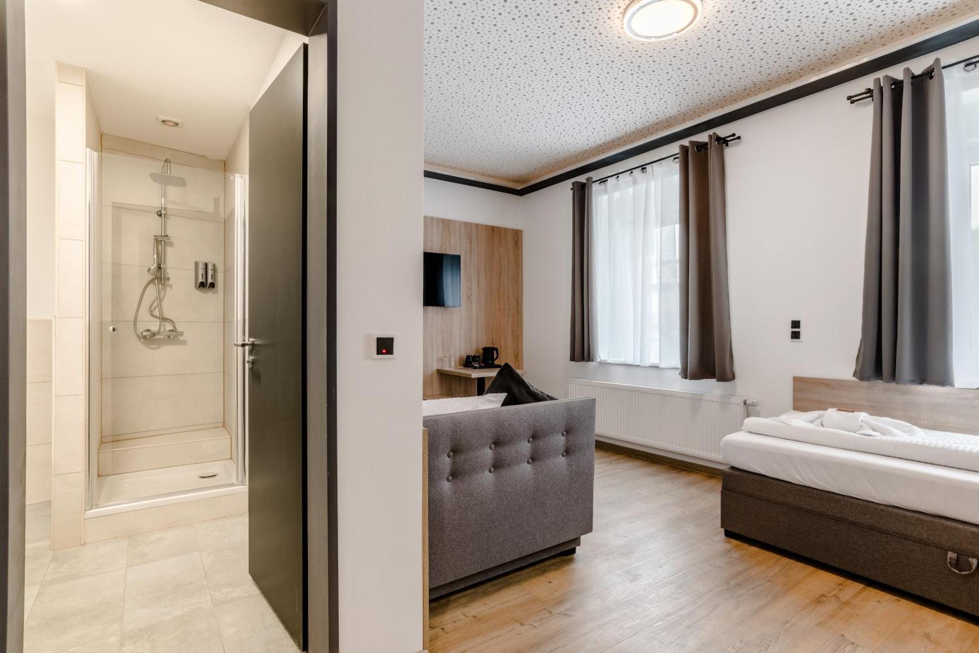 Hotel Montenegro Worms Eksteriør billede