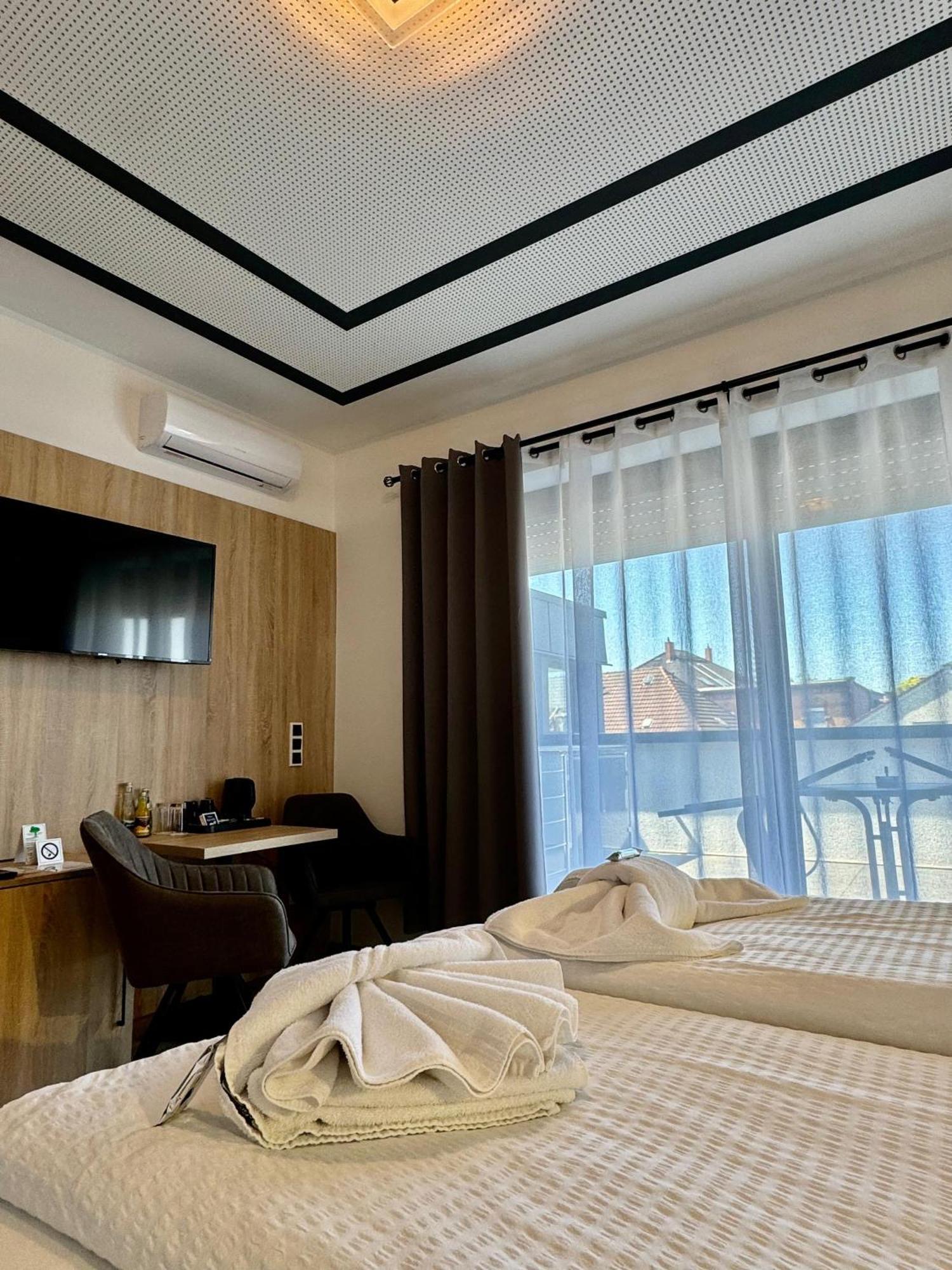 Hotel Montenegro Worms Eksteriør billede