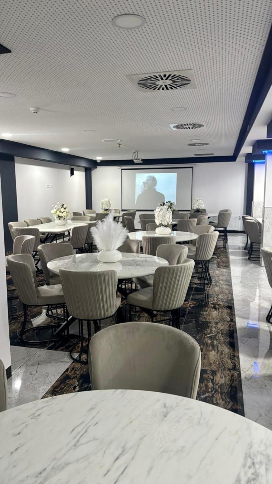Hotel Montenegro Worms Eksteriør billede