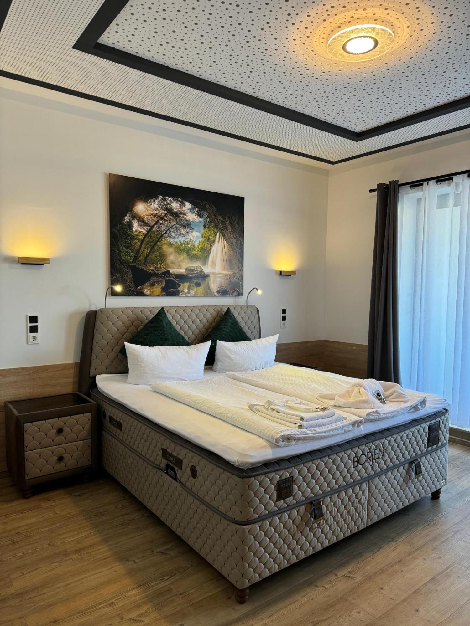 Hotel Montenegro Worms Eksteriør billede